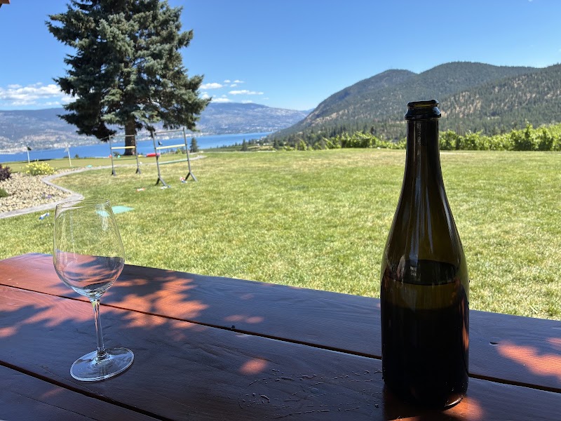 Lightning Rock Winery 4