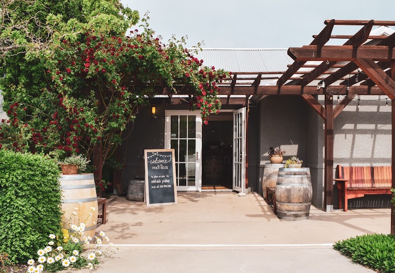 Stoneboat Vineyards 3