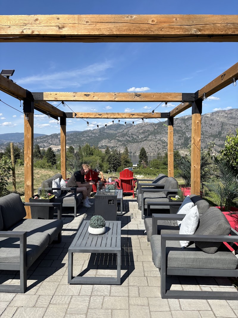 Black Market Wine Co. 2