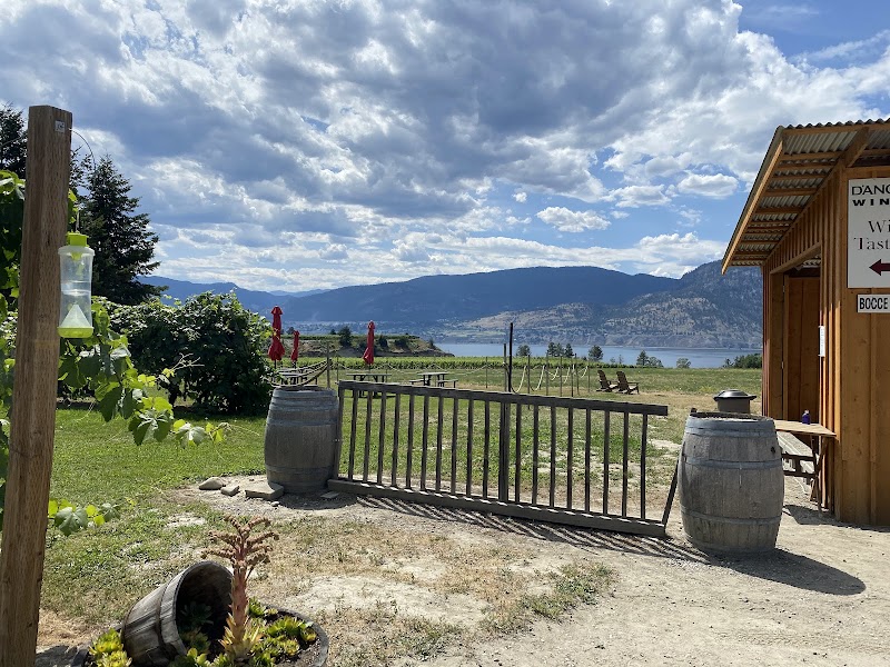 D’Angelo Estate Winery & Farm House 4