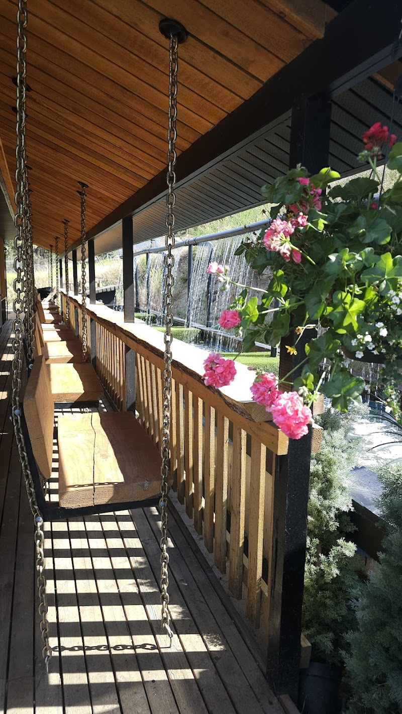 Ve Oh Lay Acres Winery & Farm