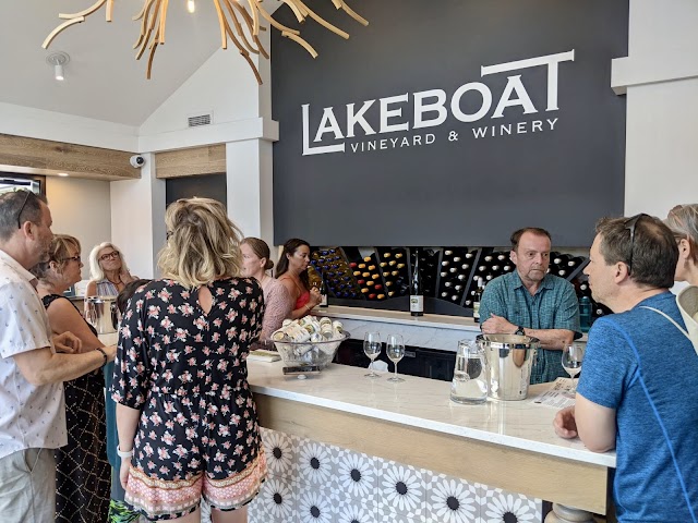 Lakeboat Vineyard & Winery 2