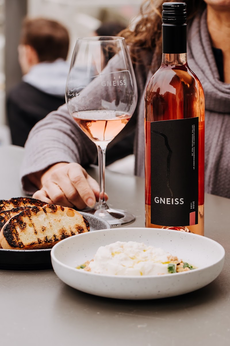 Gneiss Wines 3