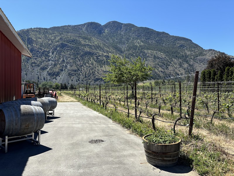 Little Farm Winery 3