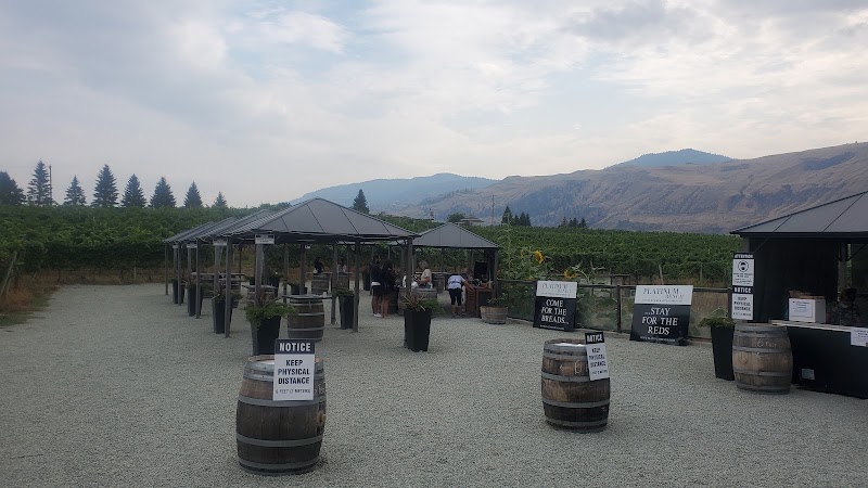Platinum Bench Estate Winery & Artisan Bread Co. 4