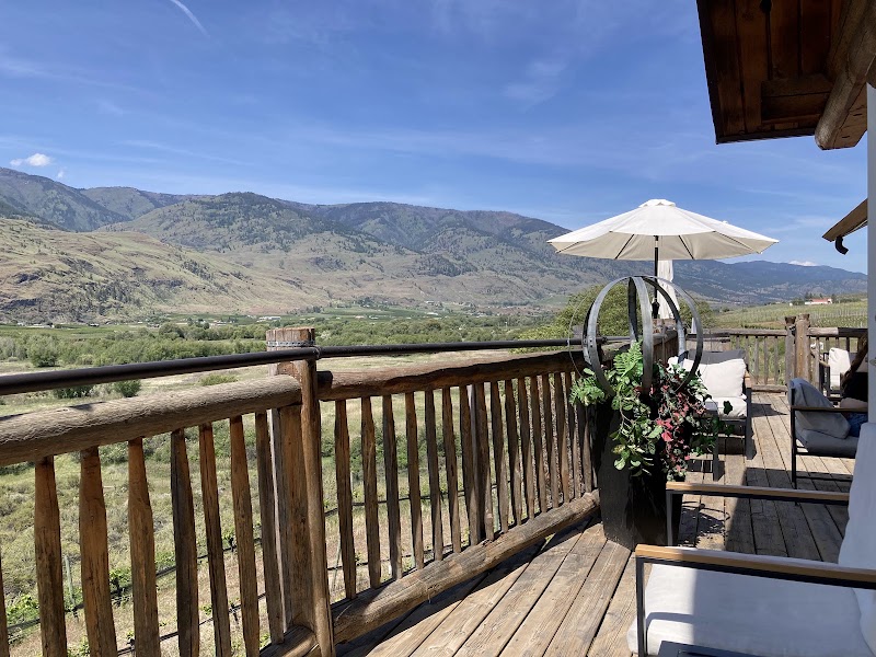 Platinum Bench Estate Winery & Artisan Bread Co. 5