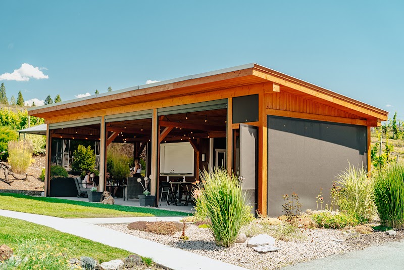 Meyer Family Vineyards 4